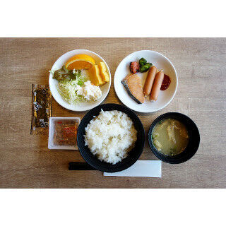 &quot;おふくろの朝食&quot;も! 福岡県にも通える佐賀県ビジネスホテルの無料朝食たち
