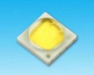 東芝、照明用途向けに160lm超の高光束を有するパワー白色LEDを発表
