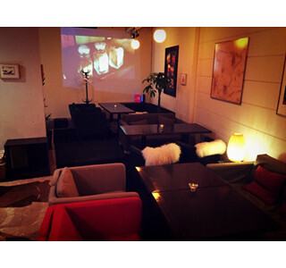 東京都・猿楽町に「代官山カフェ」登場 - 2/8までハイボール無料飲み放題