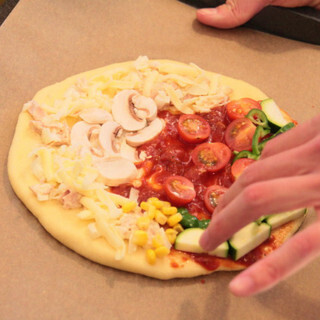 ABCクッキングスタジオが人材育成の場に変わる!?「クッキング de チームビルディング研修」に密着