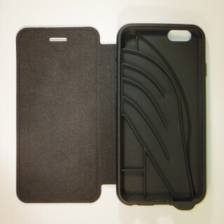 装着するだけでiPhoneの音量が最大32dBアップするケースが登場!