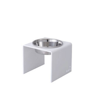 猫の健康を考えて設計したオシャレなご飯の皿