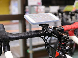 iPhone 6/6 Plus用自転車取付型ケース「ViDA」を自転車のスペシャリストに使ってもらってみた