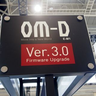 オリンパス、OM-D E-M1のファームウェア Ver.3.0 - 連写9コマ/秒に