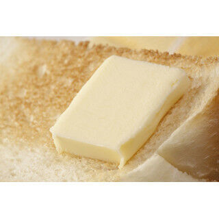 明治と森永乳業、4月からバターとチーズの一部を値上げ