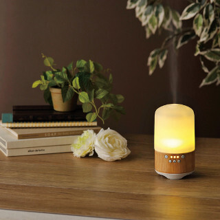 スピーカー&アロマディフューザー「tomori」 - 香りと音でリラックス