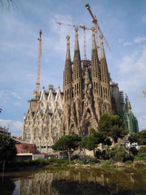 サグラダ・ファミリア、初の可搬型データセンターを設置