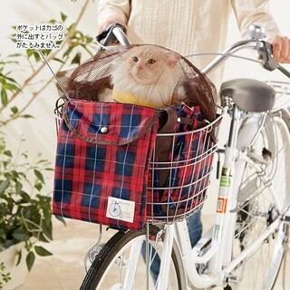 愛猫を自転車で病院に連れて行く方に! サイクリングキャリー販売中