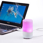 サンワサプライ、7色に発光する超音波式USB加湿器 - グラデーション発光も