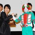 仮面ライダー3号・及川光博、V3からのトロフィーに「本当の3号はあなただよ!」