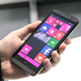 写真で見るfreetel版 Windows Phone「Ninja」のポイント