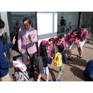 LCC・ピーチが成田空港拠点化スタート - 初便の福岡線は搭乗率92%