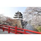 青森県・弘前城が約100年ぶりに動く! 桜の季節には本丸内濠の一般開放も