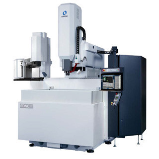 リブ形状の荒加工時間を65%短縮 - 牧野フライス、放電加工機用新電源を開発