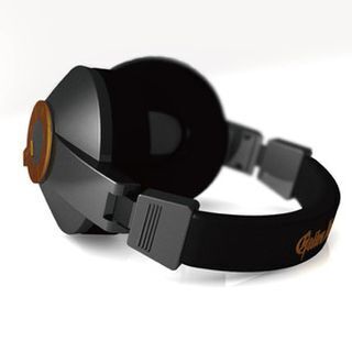 SKIYAKI、ゴールデンボンバーのシングル37曲が内蔵されたヘッドホン「Q」