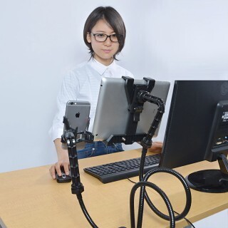 サンコー、2本のアームで2台のスマホ&タブを固定するフレキシブルアーム