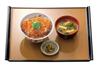 「やよい軒」、「かつ丼」など特別価格390円で提供するキャンペーン実施
