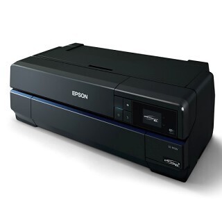 エプソン、豊かな黒表現が魅力のA2ノビ対応インクジェットプリンタ「PX3V」