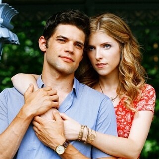 注目女優アナ･ケンドリックの濃厚車中キス映像公開! - 『ラスト5イヤーズ』