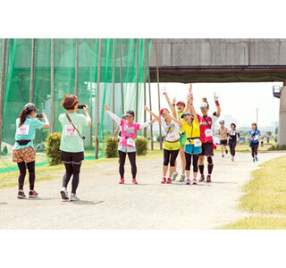 東京都・夢の島公園で、写真を撮って・撮られて走る「ファットラン」開催