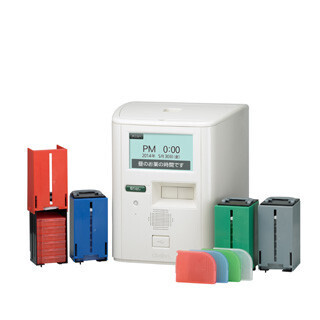 ケアボット、1回分の薬を手軽に取り出せる介護ロボットを個人向けに発売