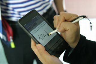 佐川急便、スマートフォンを利用した「電子サイン」を開始
