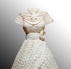 東京都・神宮前に、ガム約8,000粒で作ったガムのウエディングドレスが登場