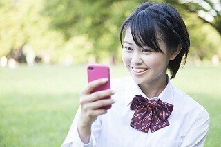 女子高生がキス動画を投稿する「ミックスチャンネル」って何だ?