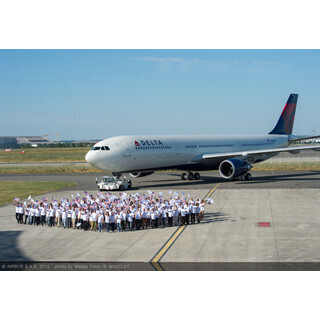 デルタ航空、エアバス新型A330-300を初受領 - 2017年までに10機予定