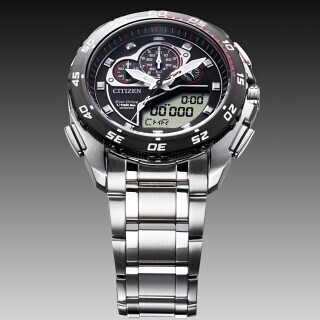 クロノグラフ「シチズン プロマスター」、アナ・デジのコンビモデル登場