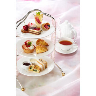 東京都・港区ホテル日航で2種類のピーチアフタヌーンティーを期間限定発売