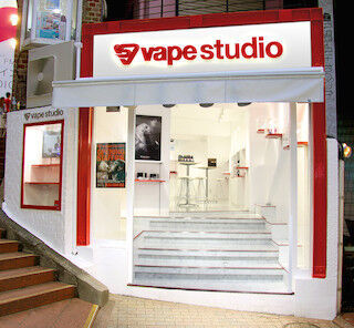 東京都・渋谷スペイン坂に、電子タバコ専門店「vape studio」が登場