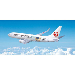 ダッフィー、JALの翼で空を飛ぶ! ボーイング737がディズニー特別塗装機に