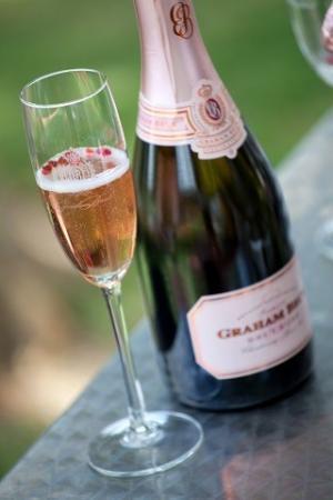 スパークリングワインが主役の街フェス! 「TOKYO Sparkling Fes」開催