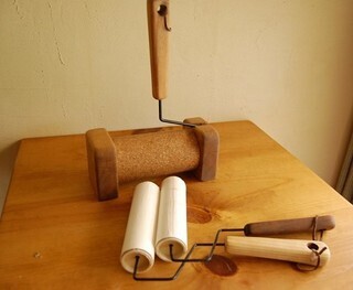 猫の抜け毛掃除がはかどりそうな「おしゃれコロコロ」販売中