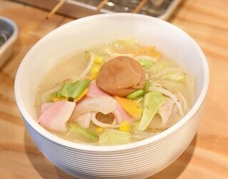 リンガーハットの新業態「ちゃんぽん酒場」で、ちょい飲みしてきた!