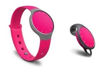 ミスフィット、水深30mまでの防水機能を備えた活動量計