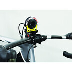 自転車で撮影がもっと自由に! カシオ「EX-FR10」に弱虫ペダルデザイン登場
