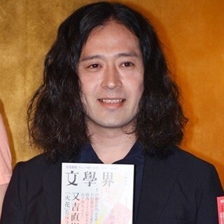 ピース又吉『火花』またまた増刷150万部突破!「文學界」で50ページの大特集