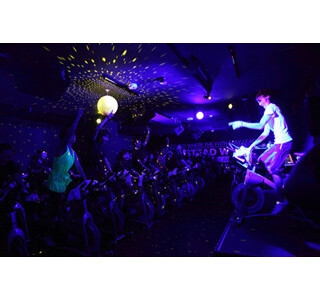 NY発バイクエクササイズ「FEELCYCLE」がグラミー賞受賞のZEDDとコラボ