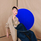 宮沢りえと現代美術家がコラボしたファッションブランドの広告を公開