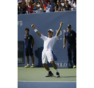 ユニクロ、錦織圭とジョコビッチ着用の歴代モデルウエア33型を発売