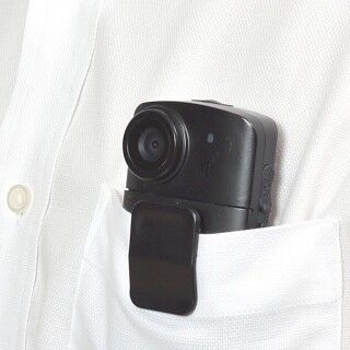 サンコー、液晶付きの小型ウェアラブルカメラ「撮リッパー」