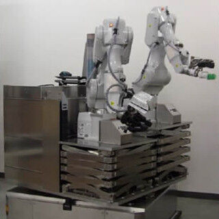 日立、自律移動型双腕ロボットの制御技術を開発 - 物流倉庫での活用を想定