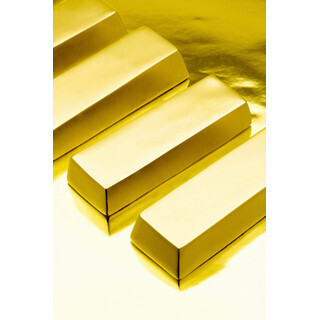 主婦が新聞読んで聞いてみた (6) 世界株安の今、「純金積立」が気になる。どうなの?