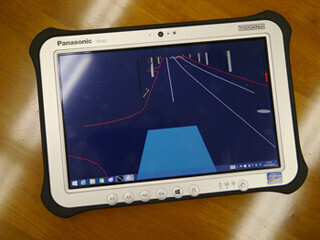 パナソニック、10cm精度を実現した高精測位システムを開発 - 北海道でTOUGHPADを使った実証実験、スマート農業や除雪作業に