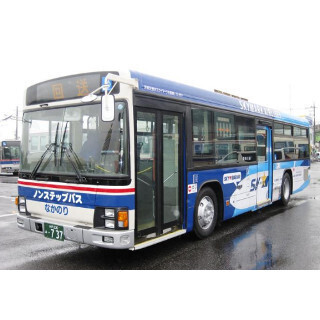 地上を"走る"スカイマーク登場 - 茨城交通が無償提供