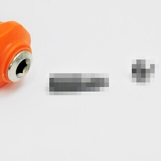 PCケースの防犯に、専用ビットでしか回せないセキュリティィィィインチネジ