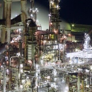 東京都・浅草橋で&quot;行ける工場夜景&quot;を紹介する写真展-ドローン空撮の作品も