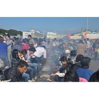 北海道で「根室さんま祭り」! 炭火焼さんまを無料提供、さんまザンギも販売